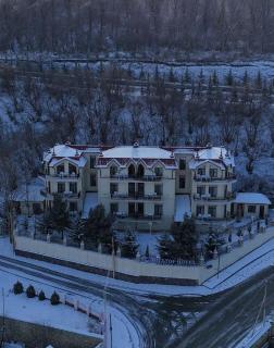 Hilltop Hotel Gusar - 7