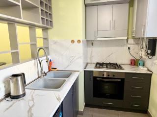 Relax in a Modern & Comfortable Apartment Near the City Center - 5