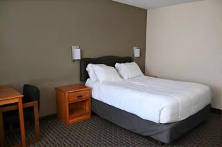 Rodeway Inn Hibbing - 4