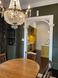 Seapoint Cottage, Luxury Accommodation - 4