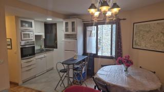 Casa Celia by CARDI SUITES - 8