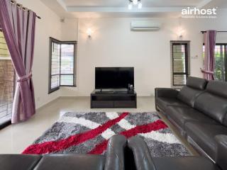Family House at Kemensah Heights Ampang 3BR for 11pax - 4