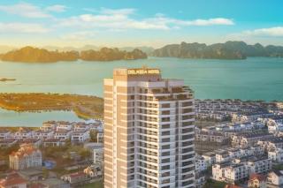 DeLaSea Ha Long Hotel - Modern Bayview Escape - 0