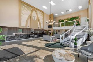 Quality Inn & Suites Conference Center - 2