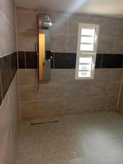 Exotique Adriana 3 - 0