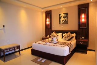 Lake Avenue Hotel - 9