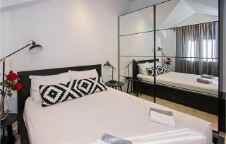 Cozy Apartment In Supetar With Wifi - 6