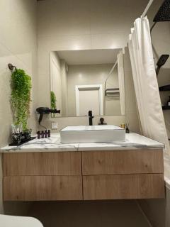 Уютный, красивый апартамент в центре Алматы - 7