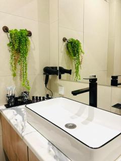 Уютный, красивый апартамент в центре Алматы - 2