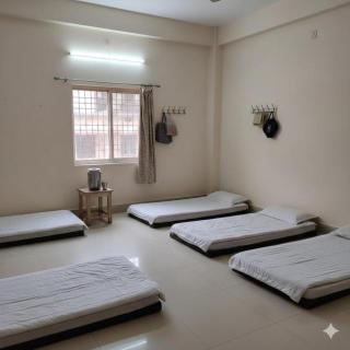 Shri Ram Yatri Niwas - 9