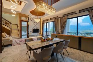 Lulu Luxury New 5br Villa Private Family Gathering at Puncak Bogor - 4