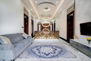 Lulu Luxury New 5br Villa Private Family Gathering at Puncak Bogor - 2