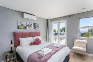 Loader Street Studios 5 by CTHA - 2