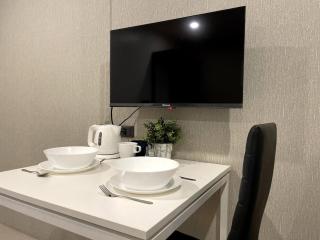 1-Min Walk to BTS Thonglor Simple Spotless Great Value Stay - 8