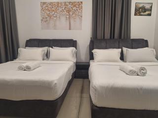 Atlantis Residence pool view - 8