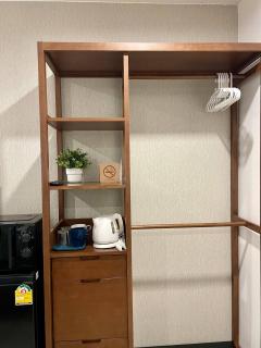 Thonglor BTS 1-Min Walk Easy Check-In Laundromat - 5