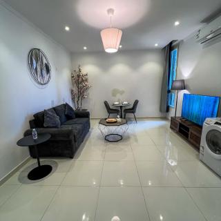 Luxurious Apartment - 4