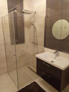 President Apartmanház - 1