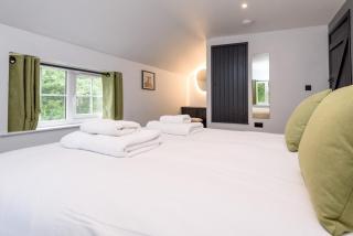 Hannafore Cottage 2 bedroom with Hot Tub - 4