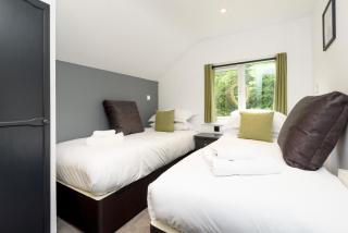 Hannafore Cottage 2 bedroom with Hot Tub - 3