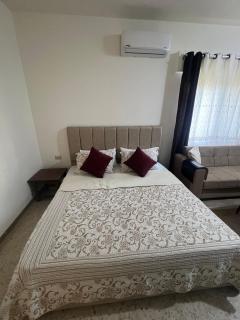 Cozy Studio Apartment - 7