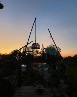 Cigare Bamboo Hut - 7