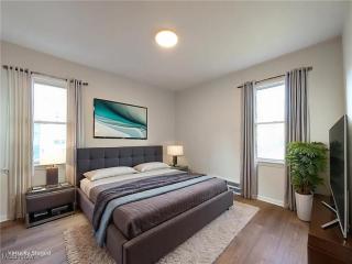 Family-Friendly Parma Base - Workspace & Parking - 7