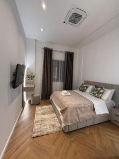 Murati Lake View Hotel - 7