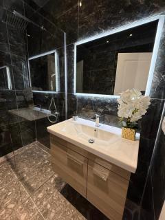 Murati Lake View Hotel - 5