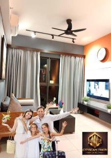 Cityscape Retreat TRION-KL & Standard Apartment - 2