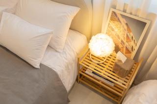 홍대입구역 5분, 최대7인, 넓은 거실, 짐보관, 호텔식 침구,세탁건조기, 홍대 - 5