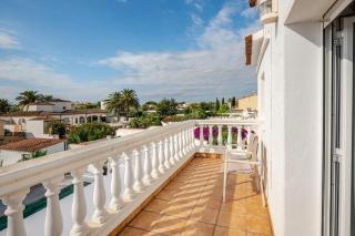 Welcoming villa in Empuriabrava with private pool - 3