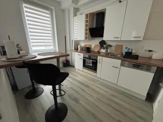 Apartment, Ferienwohnung- Bad-Küche- Parkplatz - 5