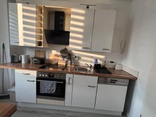 Apartment, Ferienwohnung- Bad-Küche- Parkplatz - 4