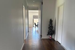 Spacious 5BDR Family Haven in Melbourne - 6