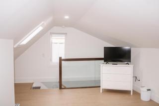 Residence Bourgeois - waterfront property in the heart of Cheticamp - 3