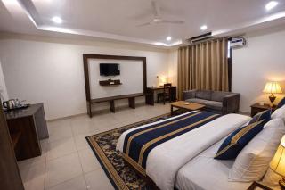Hotel My Best Stay Patiala !! Parking ! Near Bus Stand ! Banquet ! Near Punjabi University ! Couple Friendly - 0