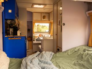 Gemütlicher Camper fußläufig zur Therme Erding - 5