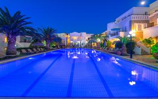 Castle Suites Hotel - 8