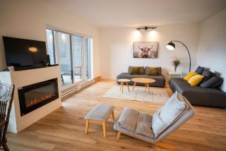 Chic Condo - Stunning View & Quiet - 0