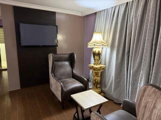 Li Tour International Hotel - 6