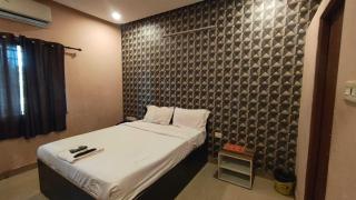 Hotel O Jp Hotel Inn - 2