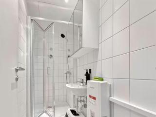 Stuttgart Sky & Comfort Apartments - 7