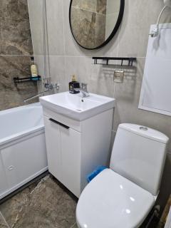 Апартаменты люкс со свежим ремонтом на набережной - 2