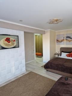 Апартаменты люкс со свежим ремонтом на набережной - 7