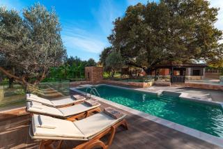 Estate Irianna 4 Bedroom Private Pool Villa & 2 Bedroom Guesthouse Rhodes - 2