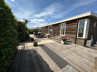 Houseboat the Otter incl free boat and supboards - 5