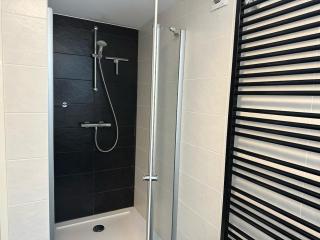 Houseboat the Otter incl free boat and supboards - 3