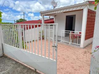 Maison confortable à Sainte-Anne avec vue mer - 6