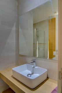 Charming Seaside Apartment with Pool & Direct Beach Access - 4